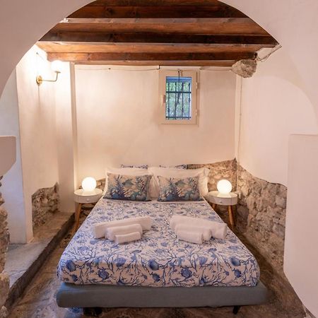 La Casa Delle Pietre Parlanti - Casa In Pietra Ai Piedi Del Parco Delle 5 Terre Bed and Breakfast Biassa Buitenkant foto